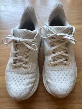 Hoka One Women’s Clifton 9 White Running Sneakers